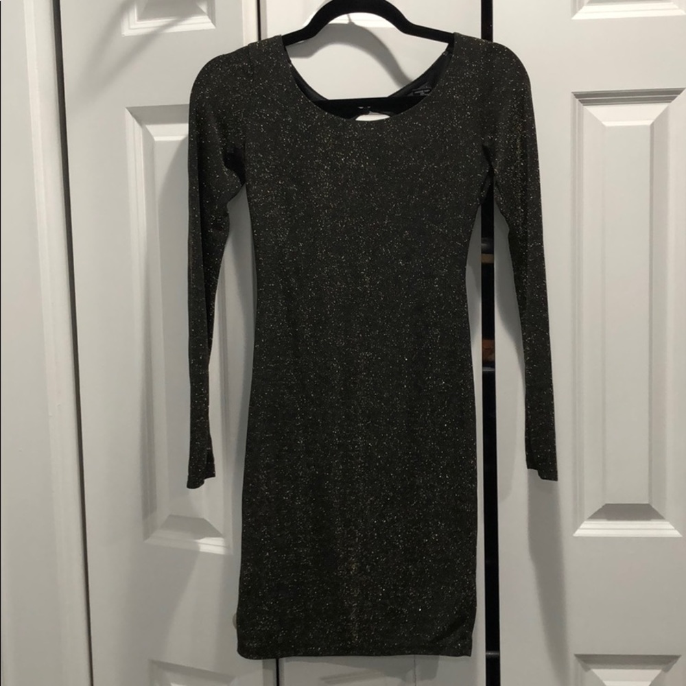 Black and gold long sleeve dress
